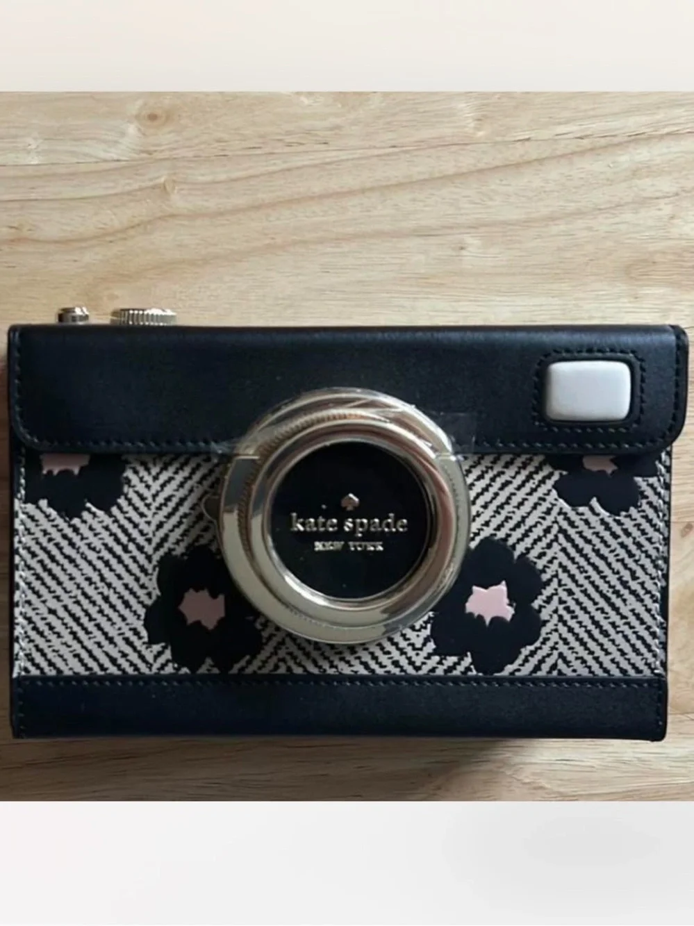 Kate Spade New York Oh Snap Camera Crossbody Bag NWT